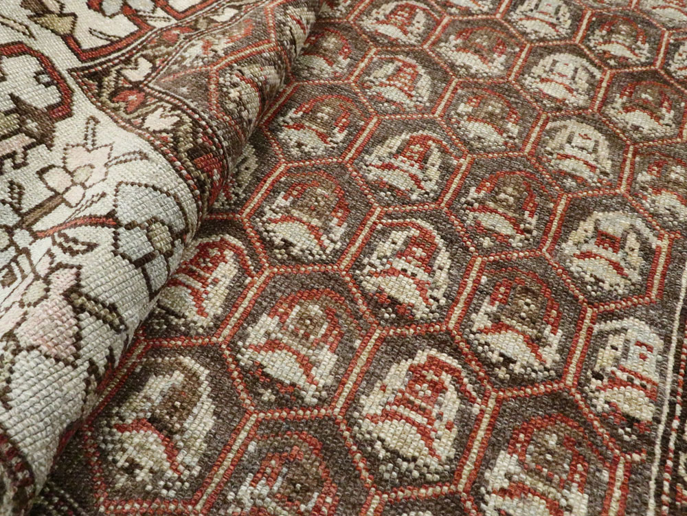 Vintage Persian Malayer Gallery Carpet, No.23217 - Galerie Shabab