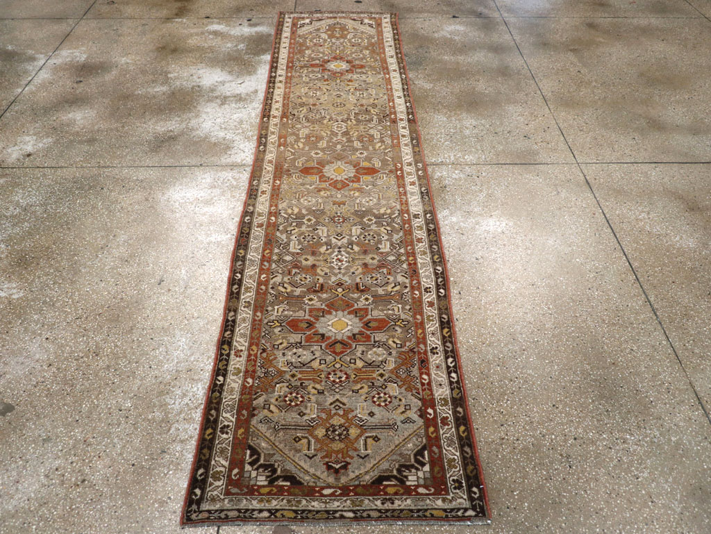 Vintage Persian Malayer Runner, No.23224 - Galerie Shabab