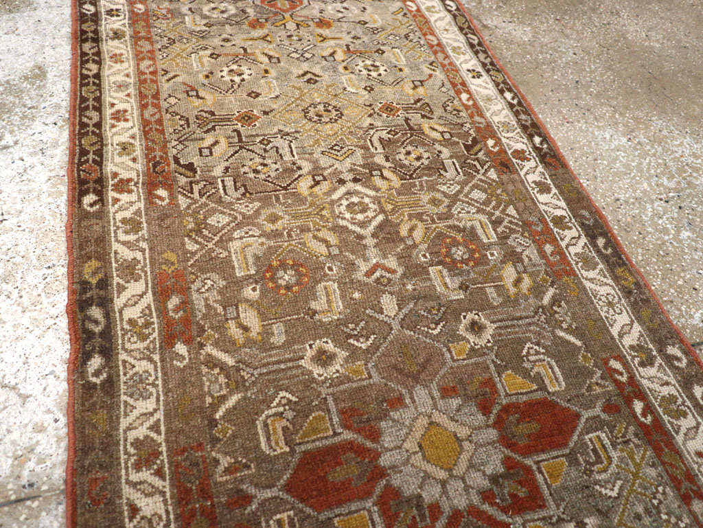 Vintage Persian Malayer Runner, No.23224 - Galerie Shabab