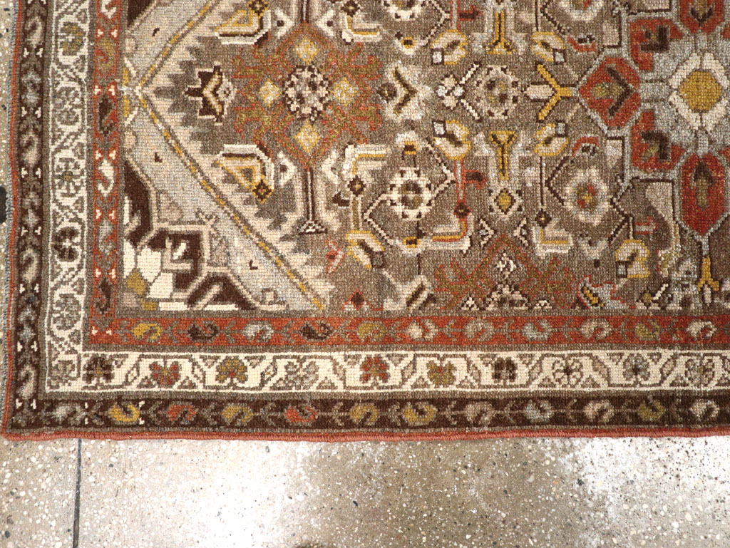 Vintage Persian Malayer Runner, No.23224 - Galerie Shabab