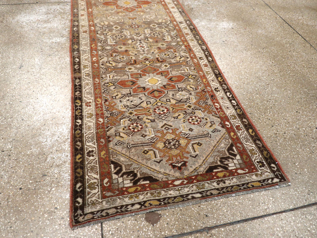 Vintage Persian Malayer Runner, No.23224 - Galerie Shabab