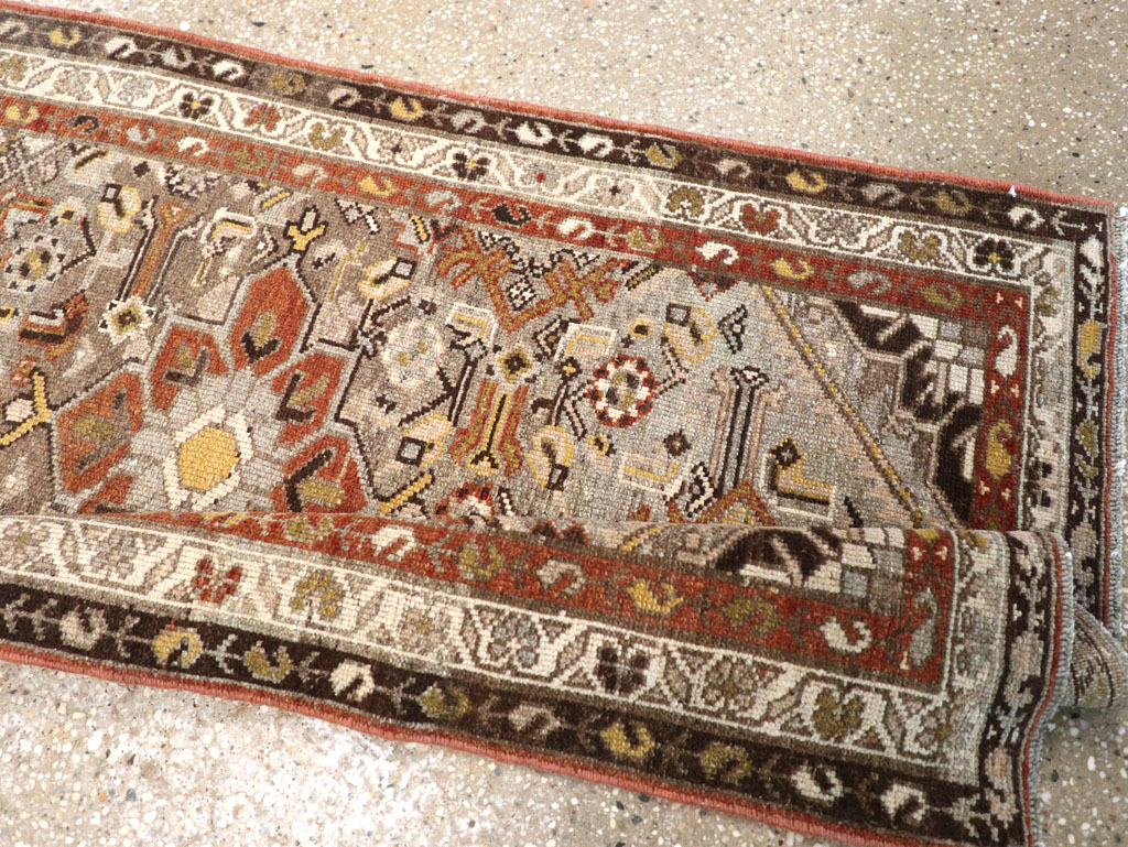 Vintage Persian Malayer Runner, No.23224 - Galerie Shabab