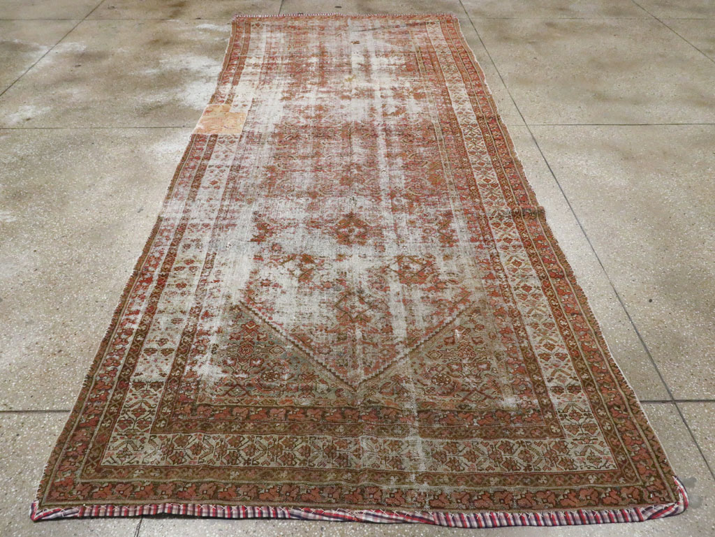 Antique Persian Malayer Gallery Carpet, No.23229 - Galerie Shabab