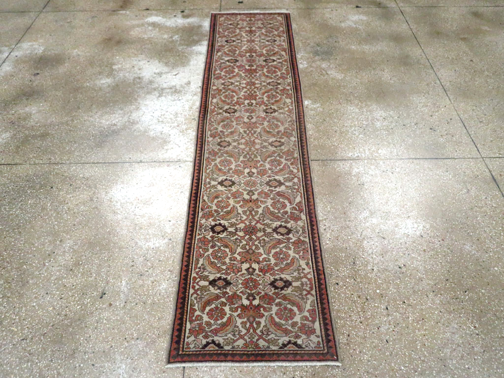 Vintage Persian Malayer Runner, No.23233 - Galerie Shabab