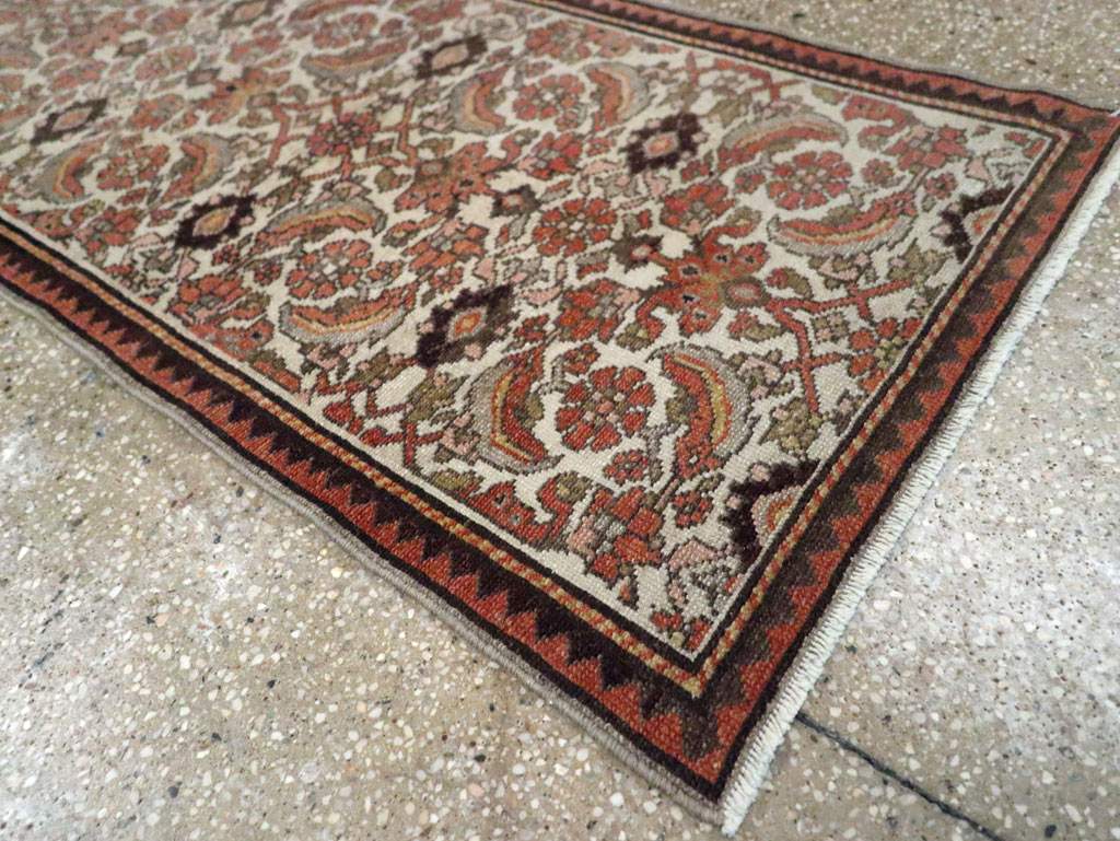 Vintage Persian Malayer Runner, No.23233 - Galerie Shabab