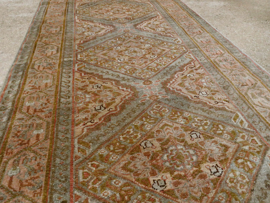Vintage Persian Malayer Runner, No.23234 - Galerie Shabab