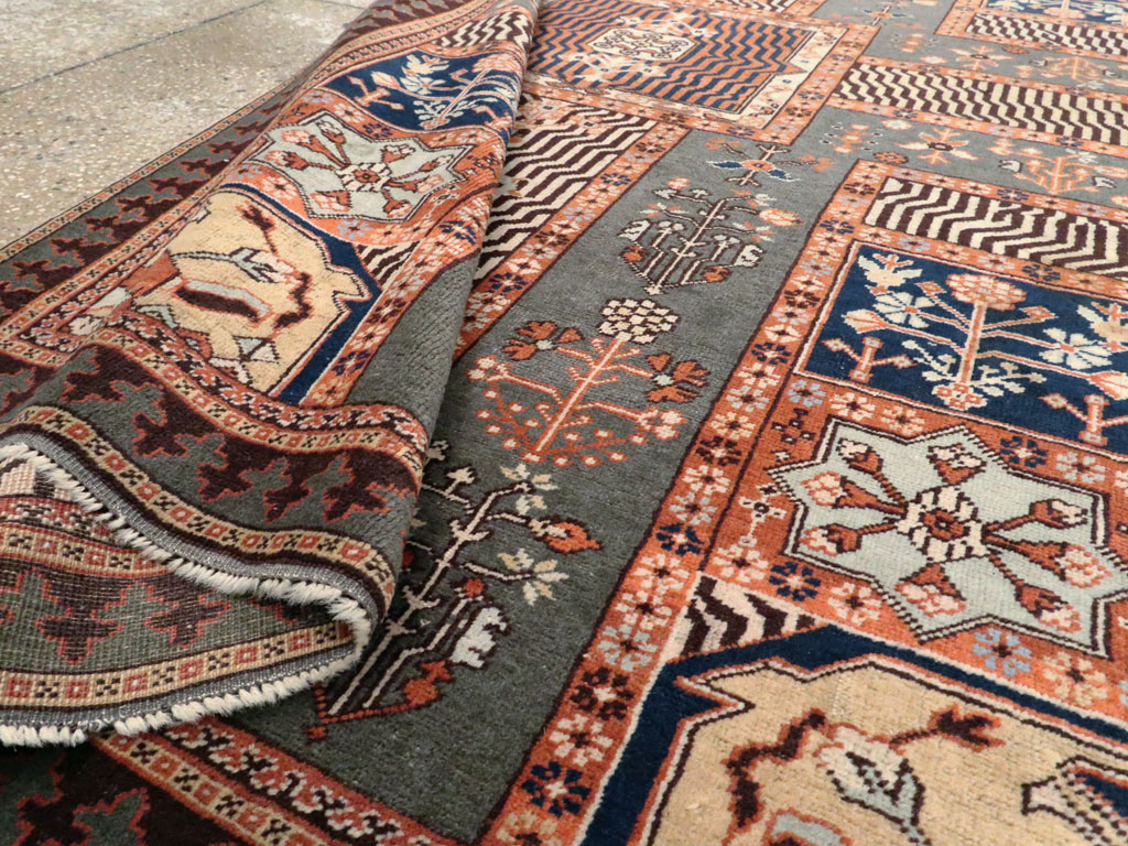 Antique Indian Lahore Rug, No.23244 - Galerie Shabab