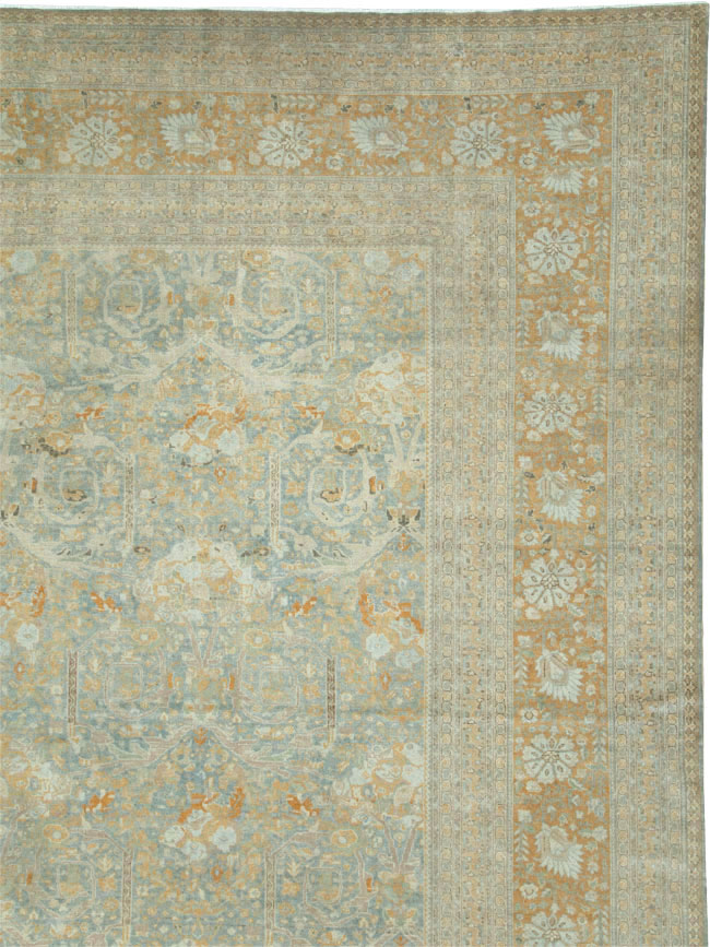 Antique Persian Senneh Tabriz Carpet, No.23255 - Galerie Shabab