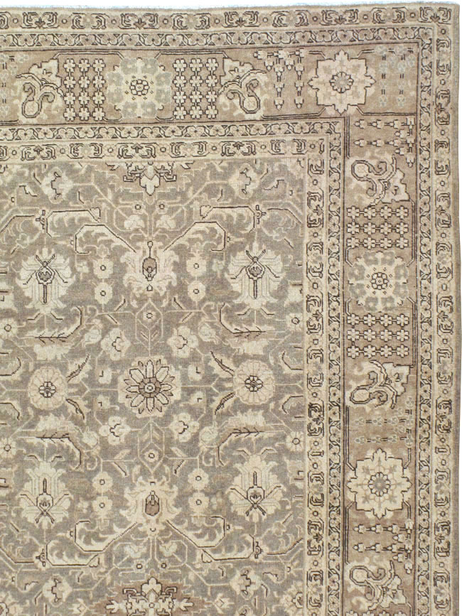 Antique Persian Tabriz Carpet, No.23268 - Galerie Shabab