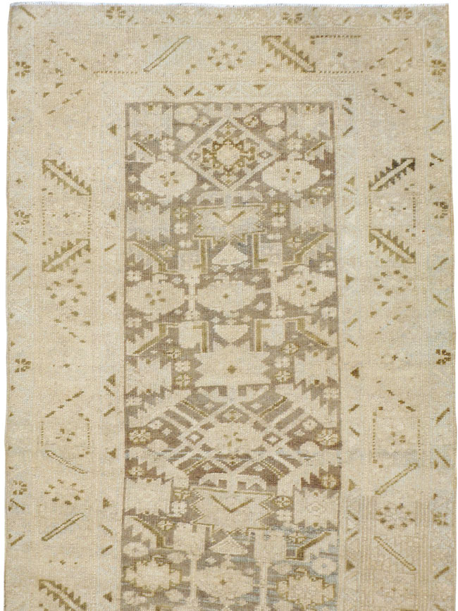 Vintage Persian Malayer Runner, No.23269 - Galerie Shabab
