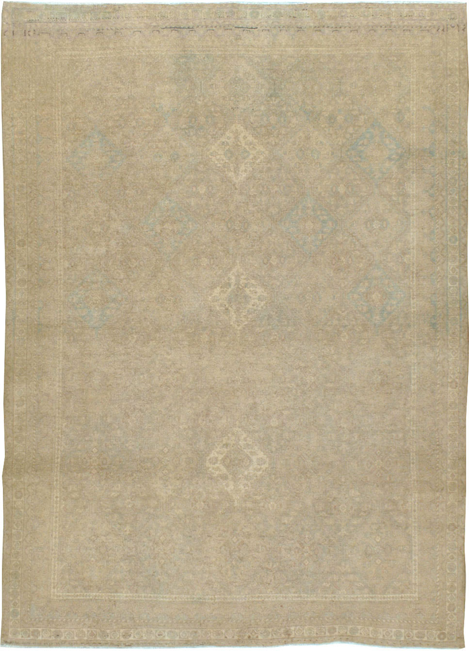 Vintage Persian Shiraz Rug, No.23272 - Galerie Shabab