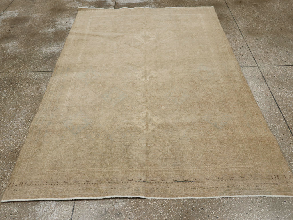 Vintage Persian Shiraz Rug, No.23272 - Galerie Shabab