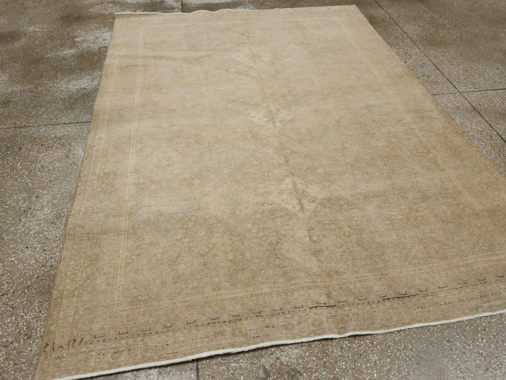 Vintage Persian Shiraz Rug, No.23272 - Galerie Shabab