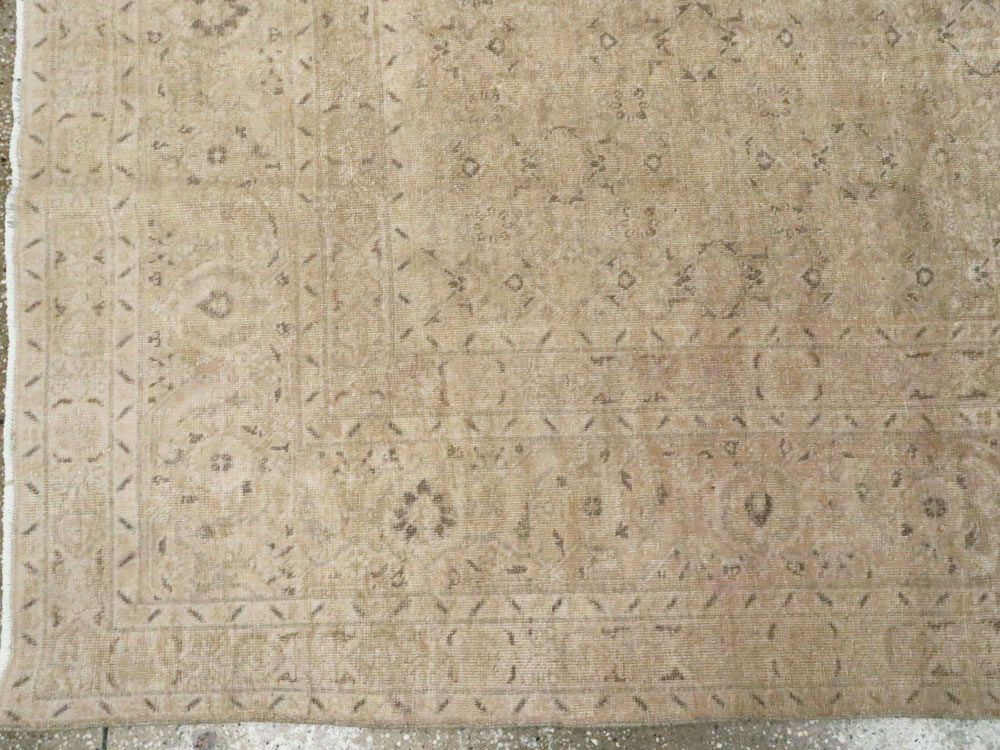Antique Persian Tabriz Carpet, No.23282 - Galerie Shabab