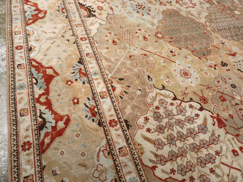 Antique Persian Tabriz Carpet, No.23284 - Galerie Shabab