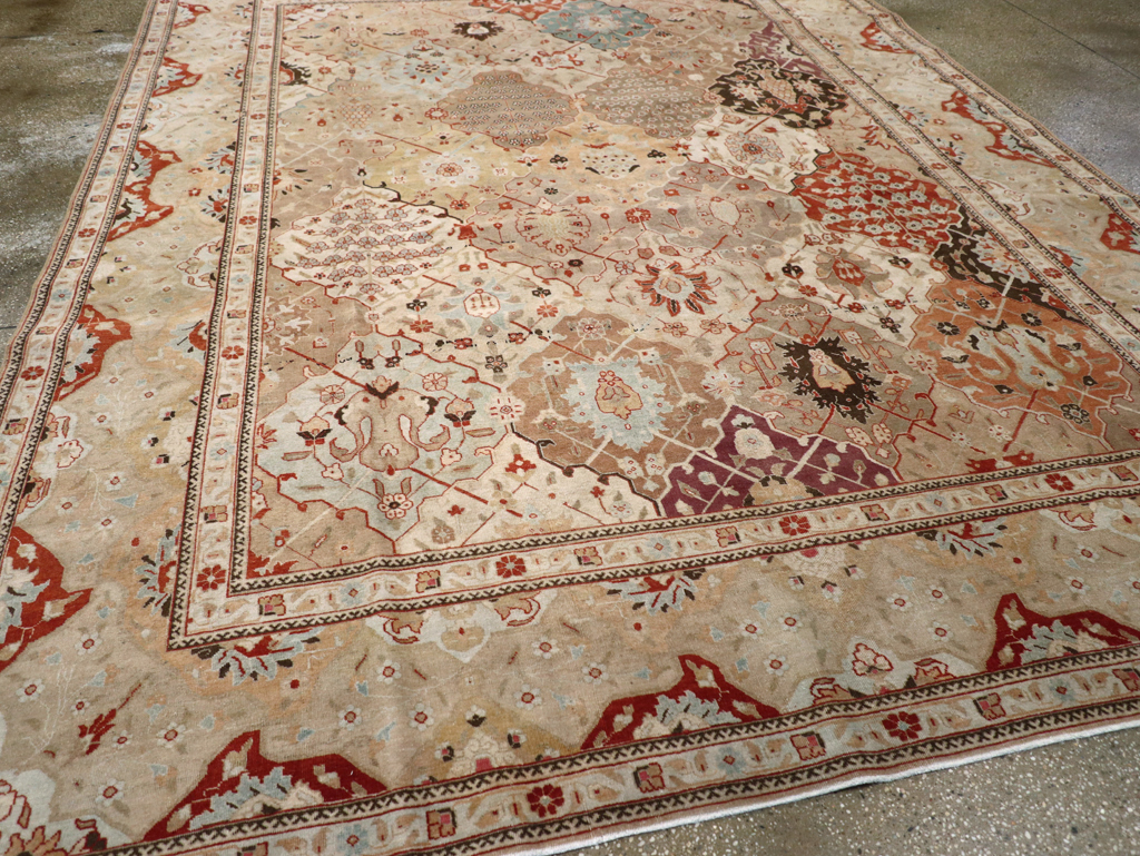 Antique Persian Tabriz Carpet, No.23284 - Galerie Shabab