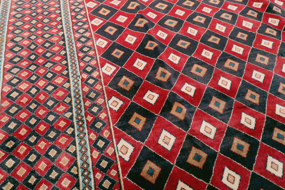 Vintage Persian Mashad Modernist Carpet, No.23285 - Galerie Shabab