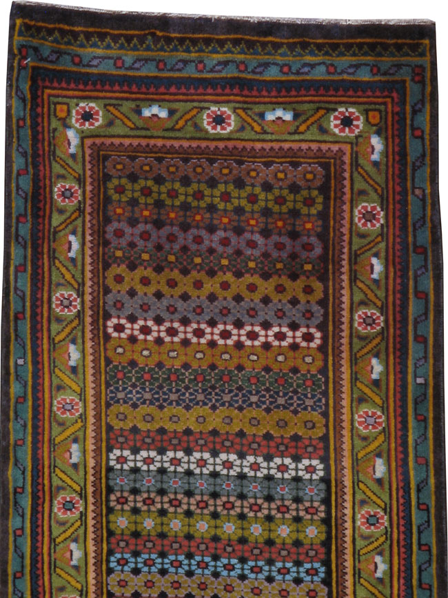 Vintage Persian Mahal Runner, No.23287 - Galerie Shabab