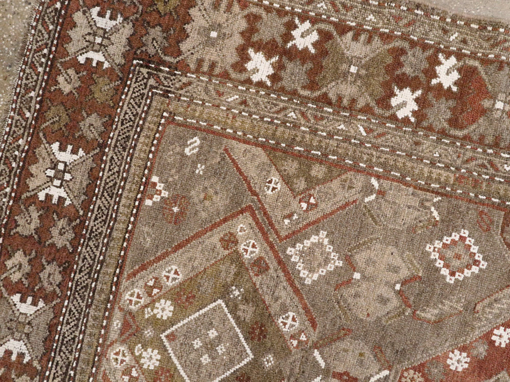 Antique Persian Kurdish Rug, No.23289 - Galerie Shabab