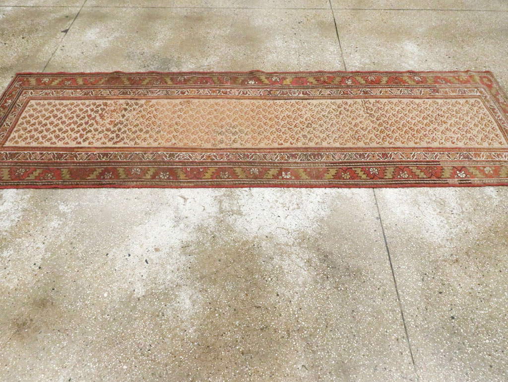 Antique Persian Kurdish Runner, No.23290 - Galerie Shabab