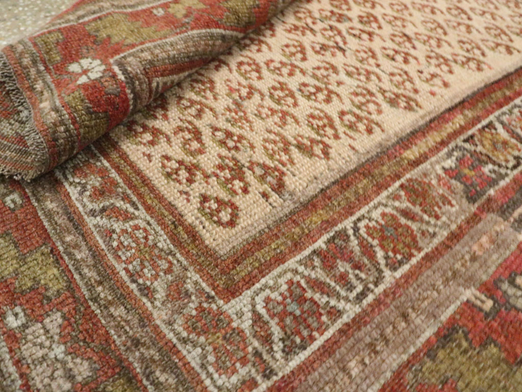 Antique Persian Kurdish Runner, No.23290 - Galerie Shabab