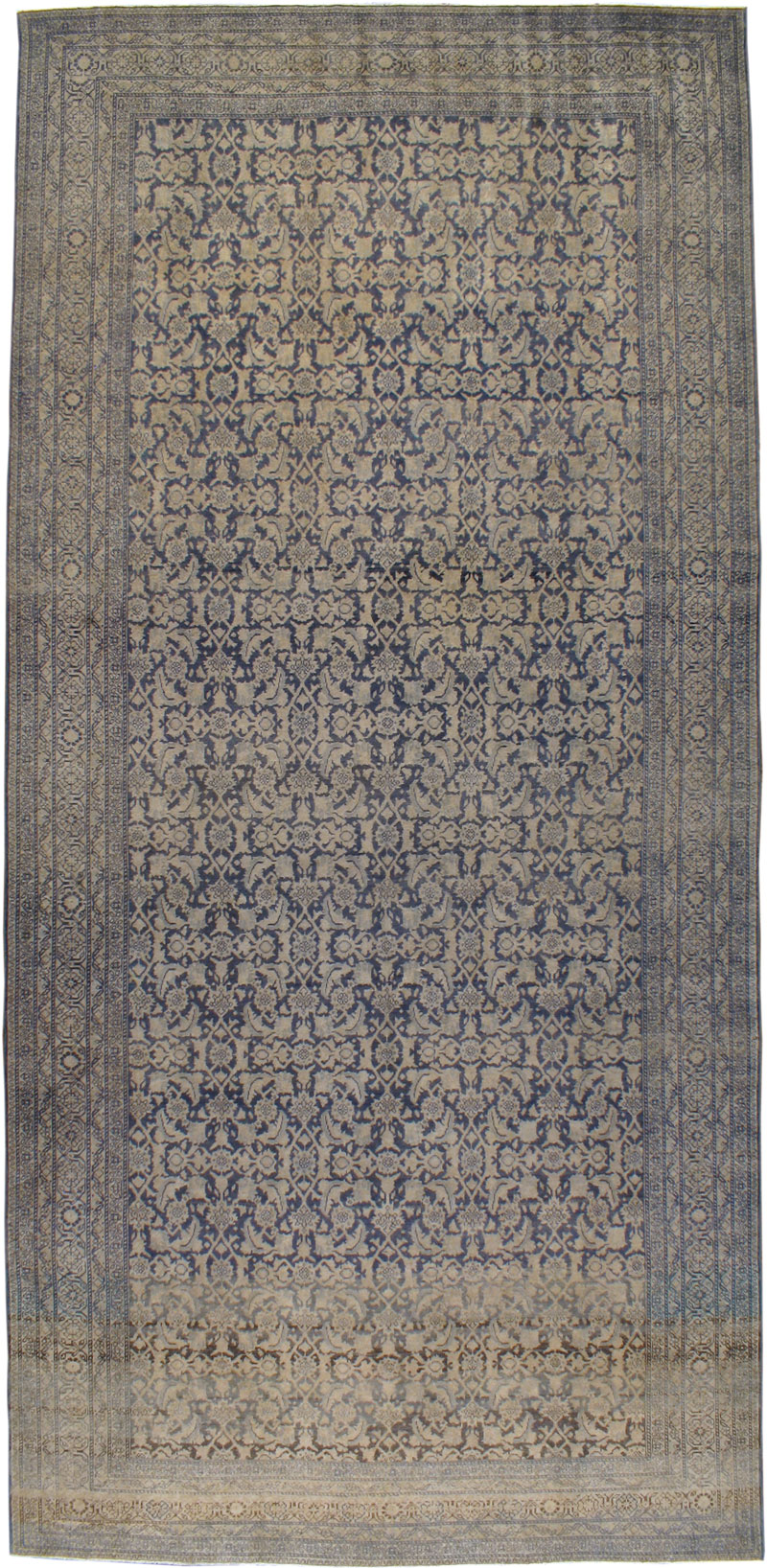 Antique Tabriz Carpet, No.23296 - Galerie Shabab