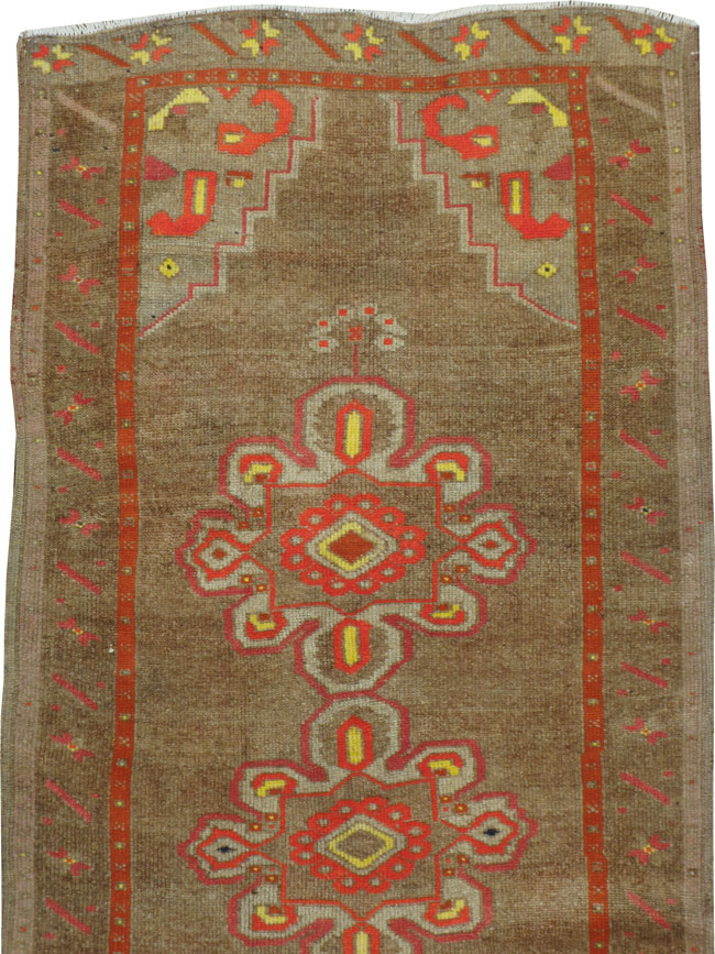 Vintage Anatolian Runner, No.23302 - Galerie Shabab