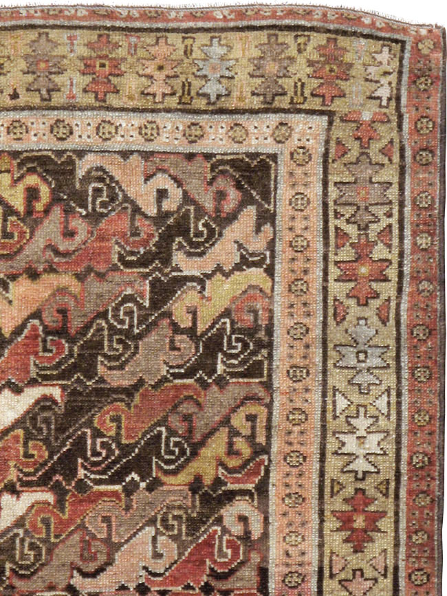Antique Persian Kurdish Rug, No.23305 - Galerie Shabab
