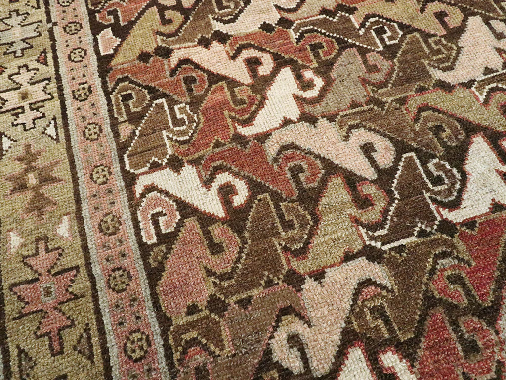 Antique Persian Kurdish Rug, No.23305 - Galerie Shabab