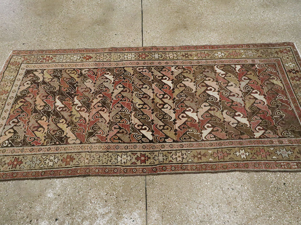 Antique Persian Kurdish Rug, No.23305 - Galerie Shabab