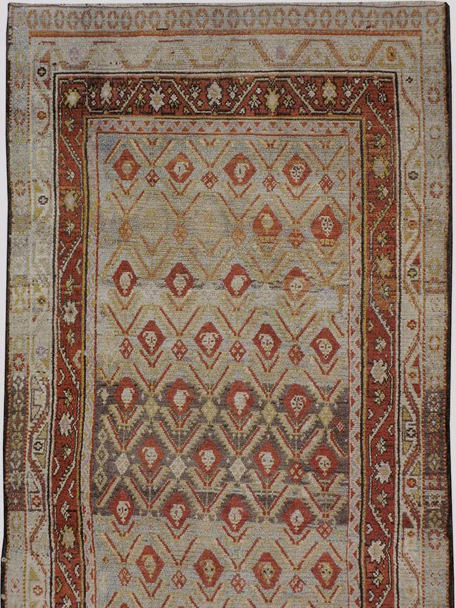 Antique Persian Malayer Rug, No.23308 - Galerie Shabab