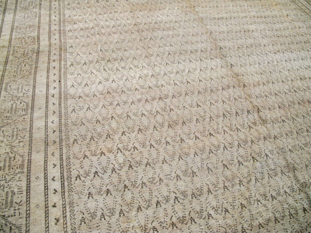 Antique Persian Tabriz Carpet, No.23313 - Galerie Shabab