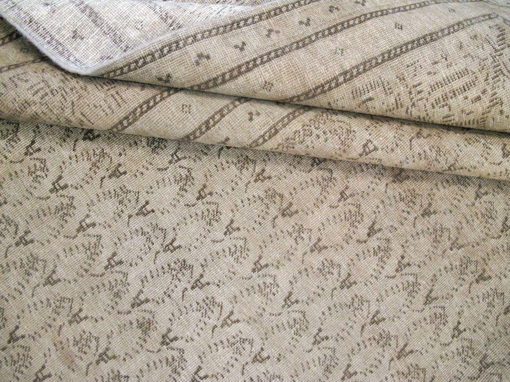 Antique Persian Tabriz Carpet, No.23313 - Galerie Shabab