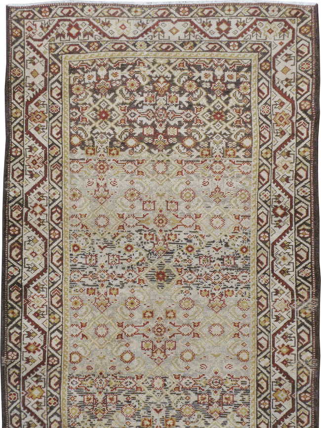 Vintage Persian Malayer Runner, No.23327 - Galerie Shabab