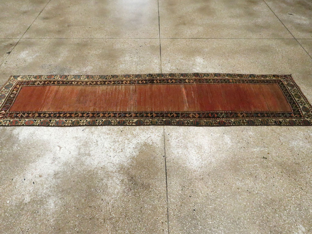 Antique Persian Northwest Runner, No.23330 - Galerie Shabab