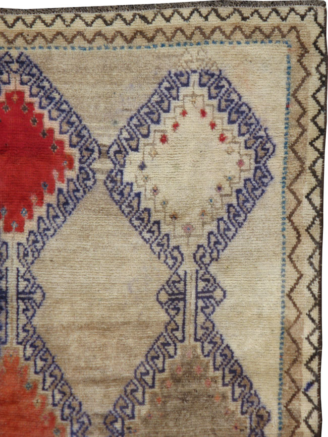 Vintage Gabbeh Rug, No.23335 - Galerie Shabab