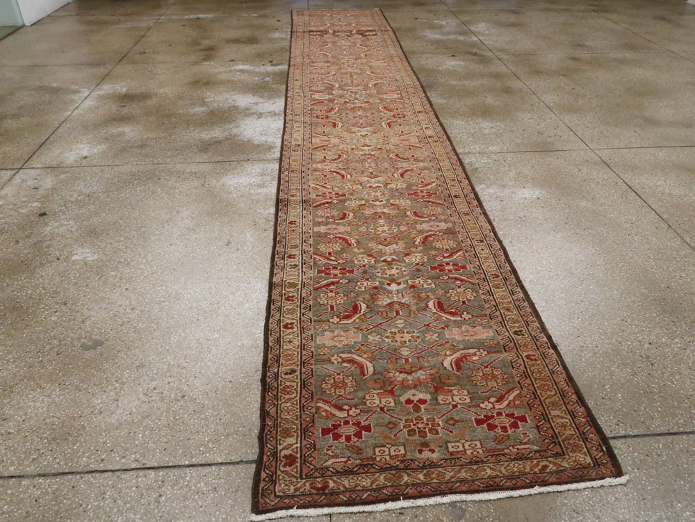 Vintage Persian Malayer Runner, No.23338 - Galerie Shabab