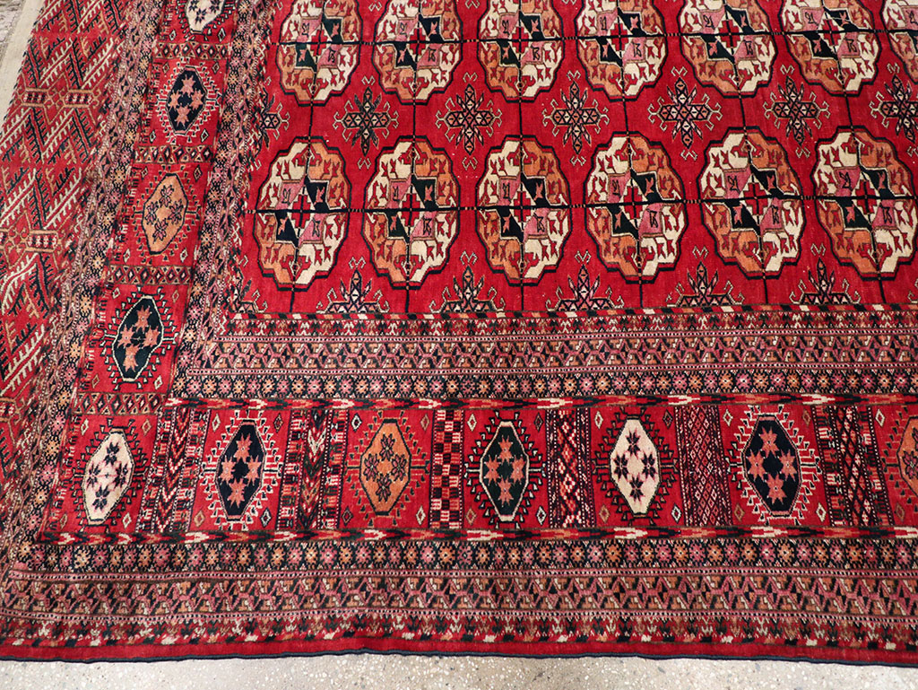 Vintage Central Asian Tekke Rug, No.23341 - Galerie Shabab