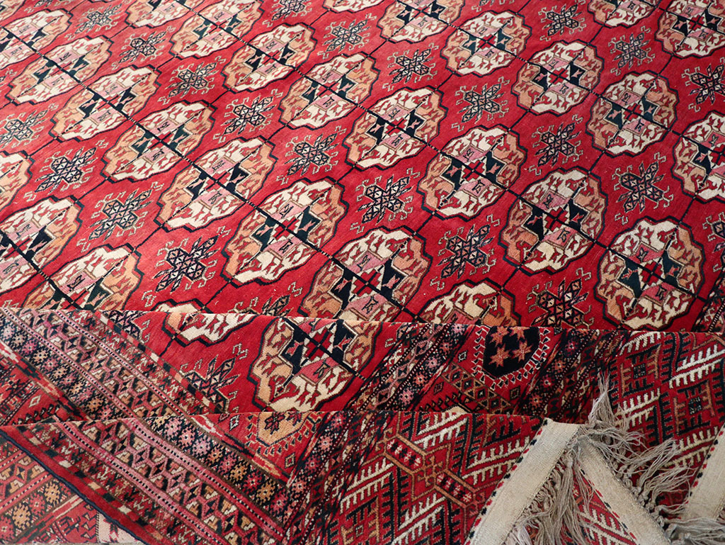 Vintage Central Asian Tekke Rug, No.23341 - Galerie Shabab