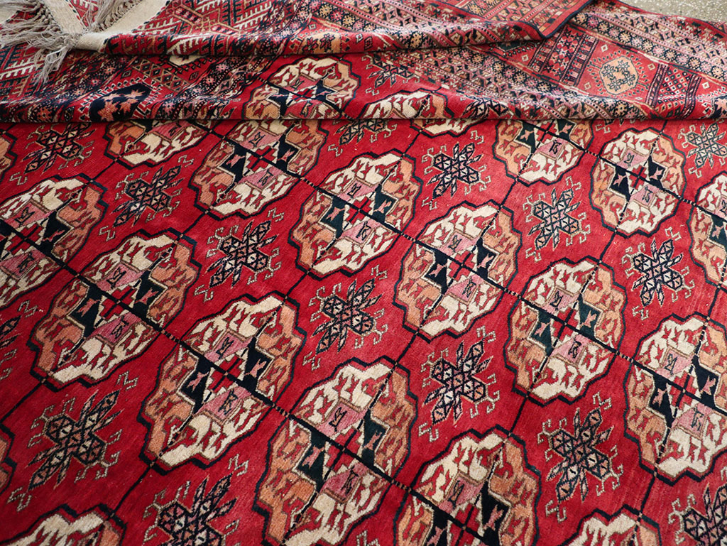 Vintage Central Asian Tekke Rug, No.23341 - Galerie Shabab