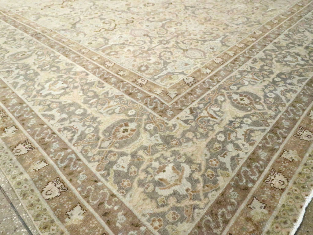 Antique Persian Tabriz Carpet, No.23353 - Galerie Shabab