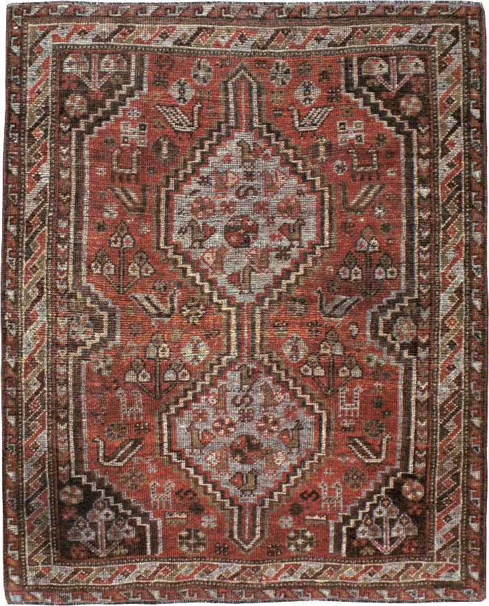 Vintage Persian Shiraz Rug, No.23357 - Galerie Shabab
