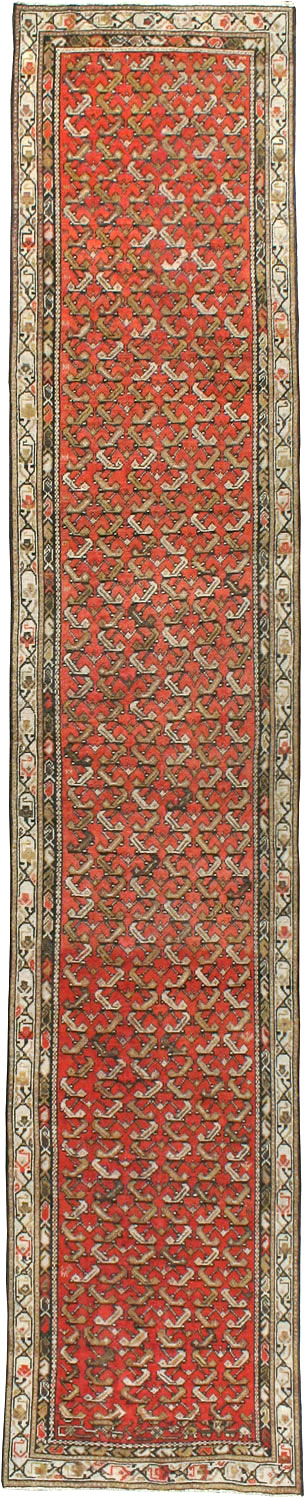 Antique Persian Northwest Runner, No.23359 - Galerie Shabab