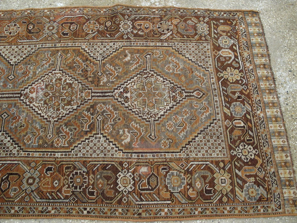 Antique Persian Shiraz Runner, No.23376 - Galerie Shabab