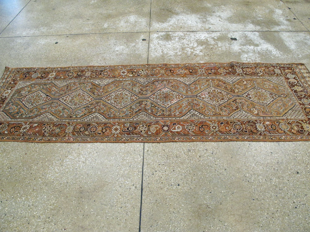 Antique Persian Shiraz Runner, No.23376 - Galerie Shabab
