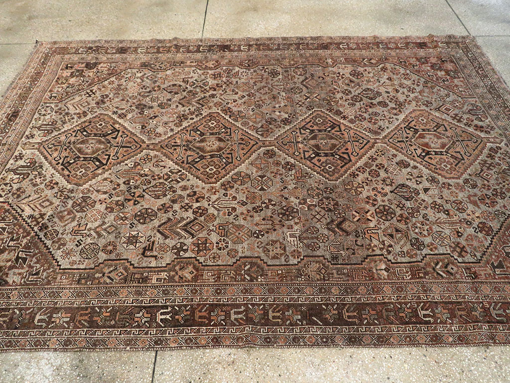 Vintage Persian Shiraz Carpet, No.23382 - Galerie Shabab