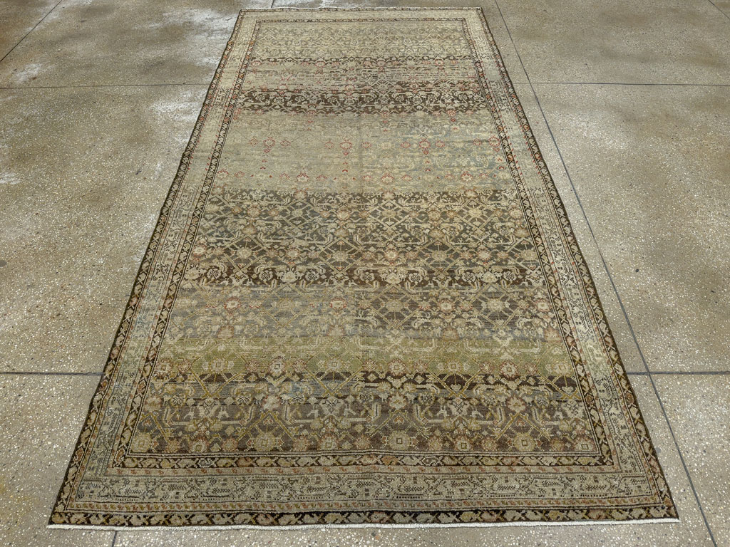 Vintage Persian Malayer Gallery Carpet, No.23384 - Galerie Shabab