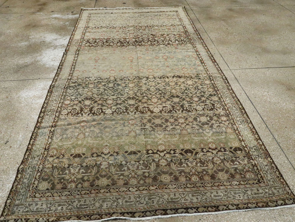 Vintage Persian Malayer Gallery Carpet, No.23384 - Galerie Shabab
