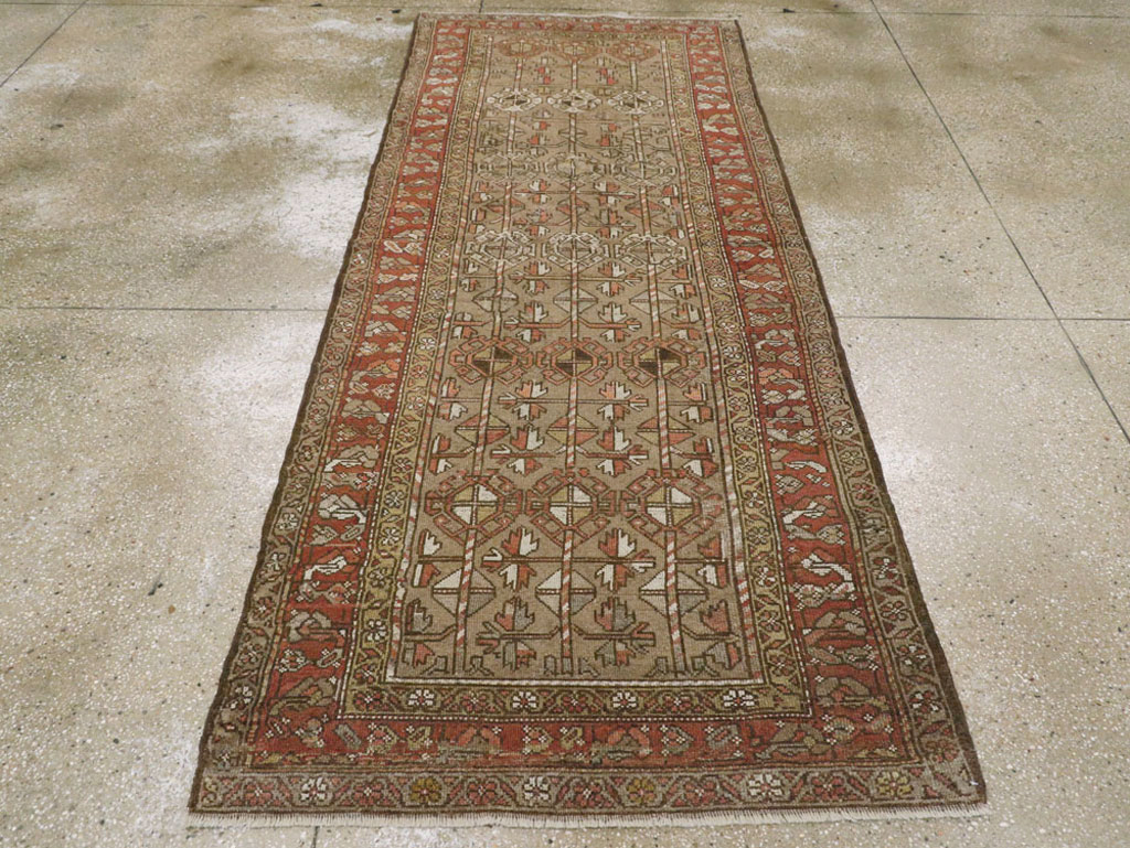 Vintage Persian Serab Gallery Carpet, No.23392 - Galerie Shabab