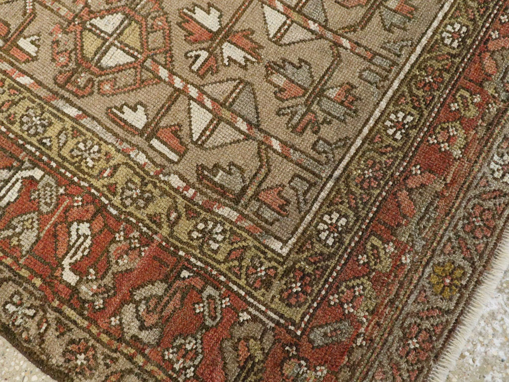 Vintage Persian Serab Gallery Carpet, No.23392 - Galerie Shabab